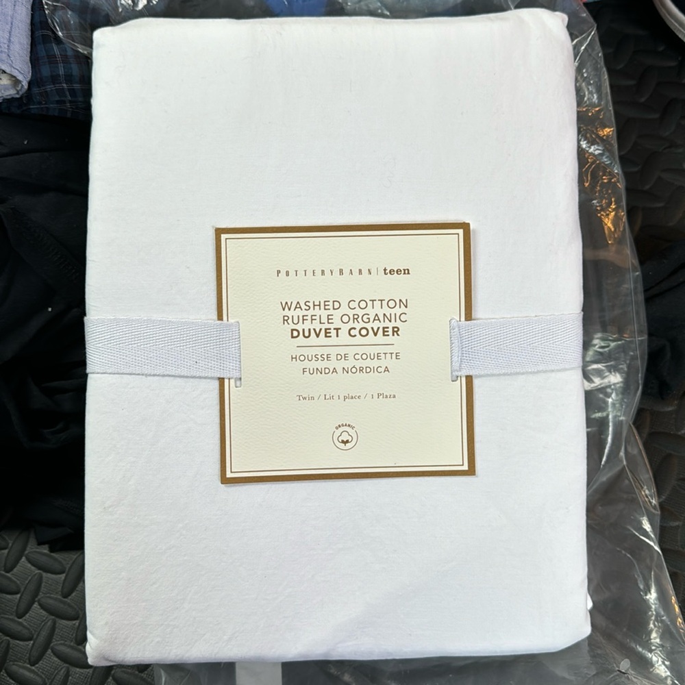 NWT POTTERYBARN TEEN washed cotton ruffle organic DUVET COVER